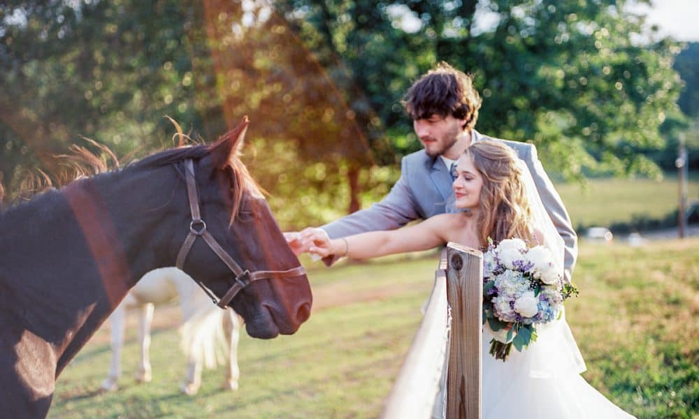 Pastel Tennessee Barn Wedding: Sarah & Daniel