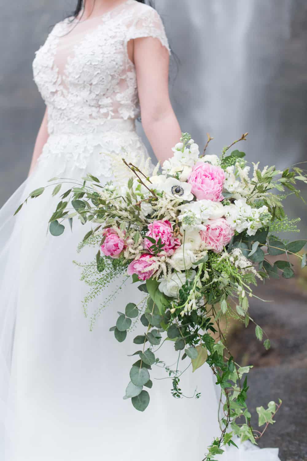8-__hannah_leigh_llc_hannahleighphotographyicelandelopement55_low