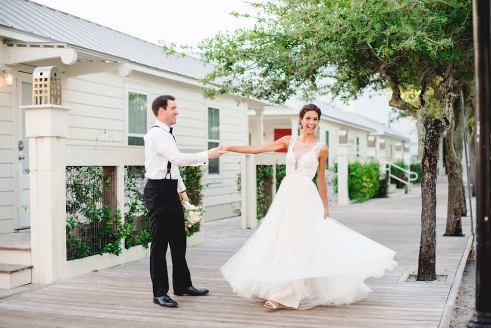 FEATURE Fister_Roberts_KierstenGrantPhotography_robertsseasidefloridaweddingkierstengrantphotography121_low