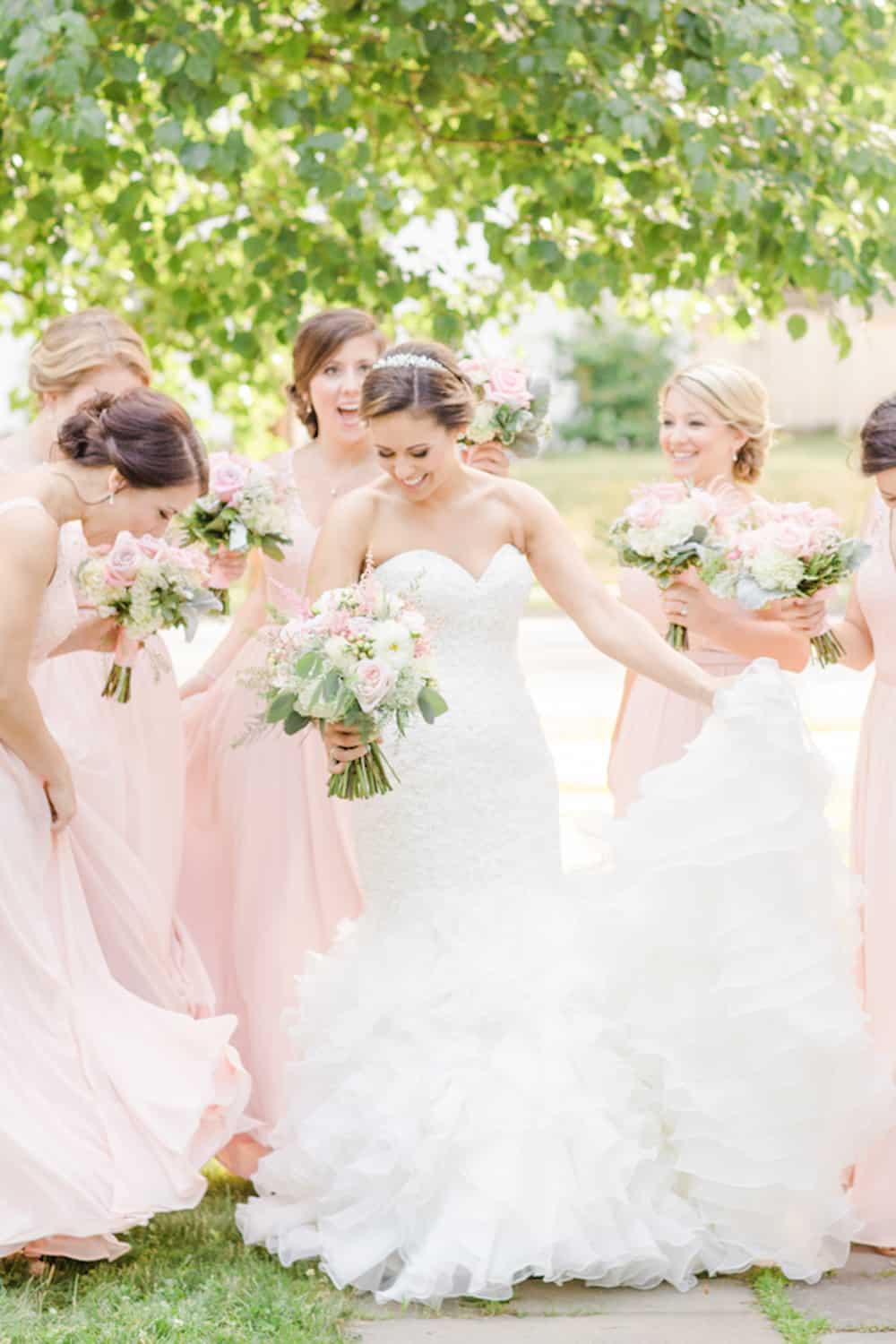 4 Strickland_Fotino_DeborahZoePhotography_backyardweddingdeborahzoe0033_low