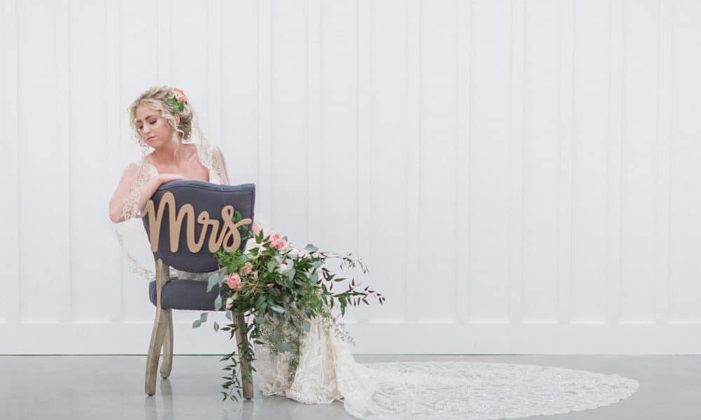 Modern Rustic Styled Shoot at The Farmhouse in Texas