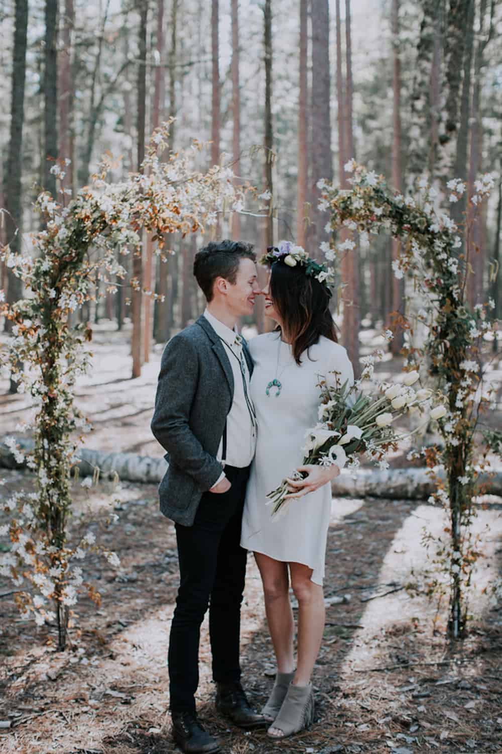1 VafaPhotography_NorthernMichiganBohemianWeddingInspirationVafaPhoto10_low