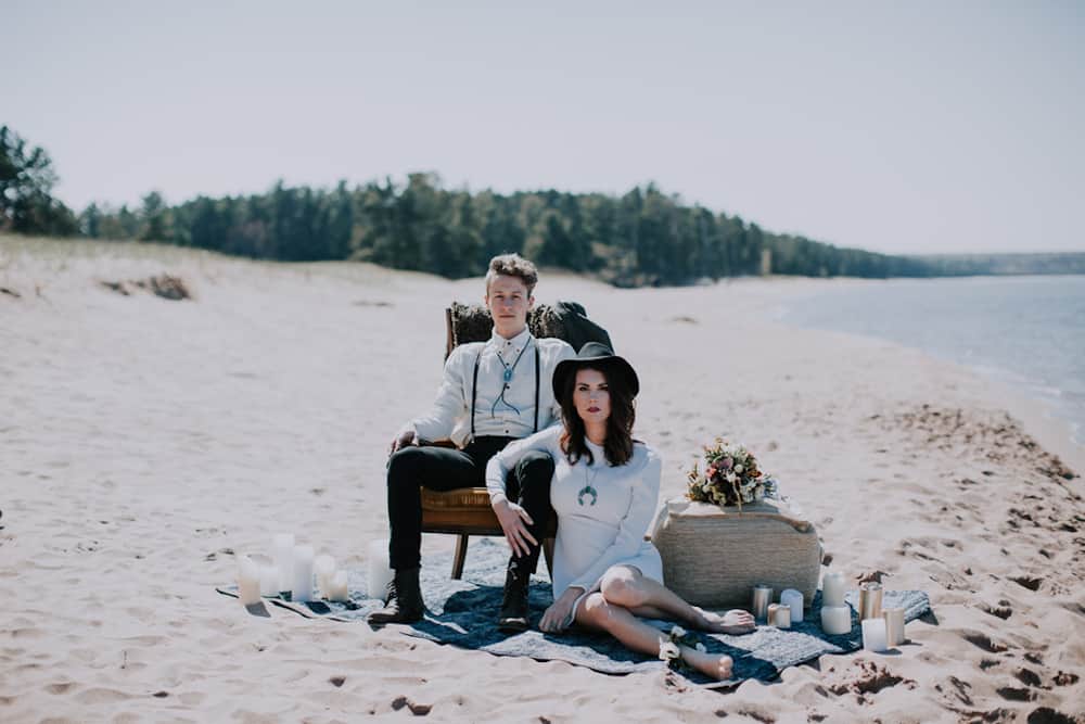 11 VafaPhotography_NorthernMichiganBohemianWeddingInspirationVafaPhoto65_low