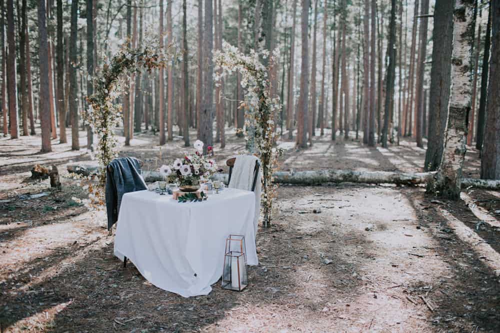 4 VafaPhotography_NorthernMichiganBohemianWeddingInspirationVafaPhoto296_low