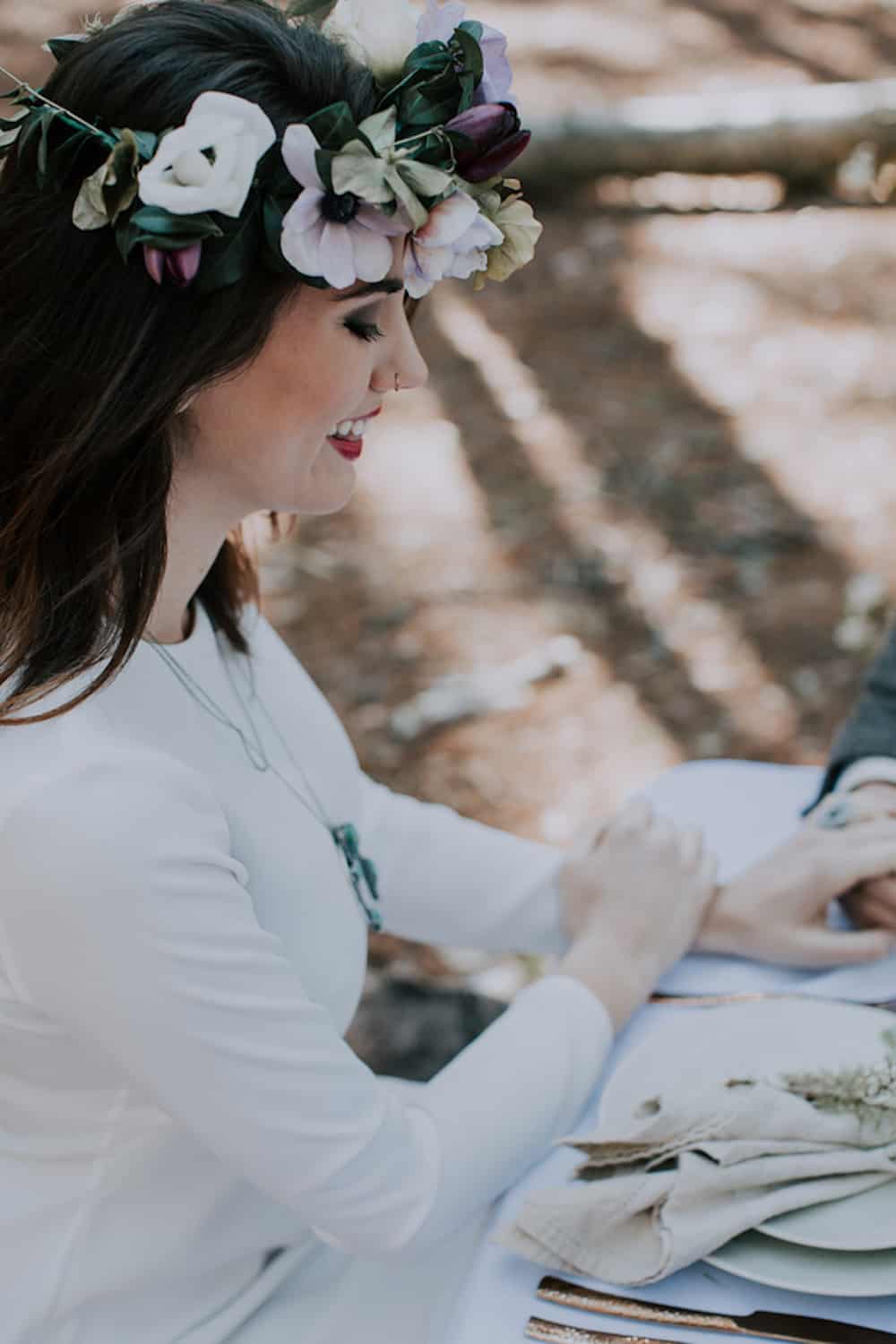 6 VafaPhotography_NorthernMichiganBohemianWeddingInspirationVafaPhoto282_low