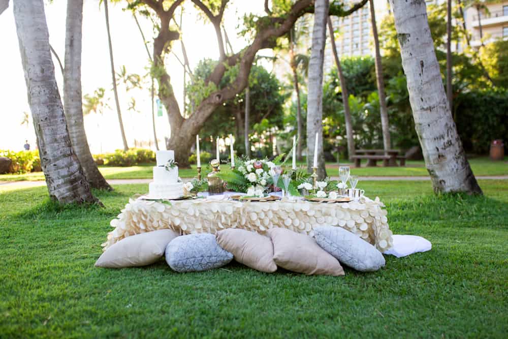 FEATURE VanessaHicksPhotography_HiltonHawaiianBeachStyledShootVanessaHicksPhotography8276_low