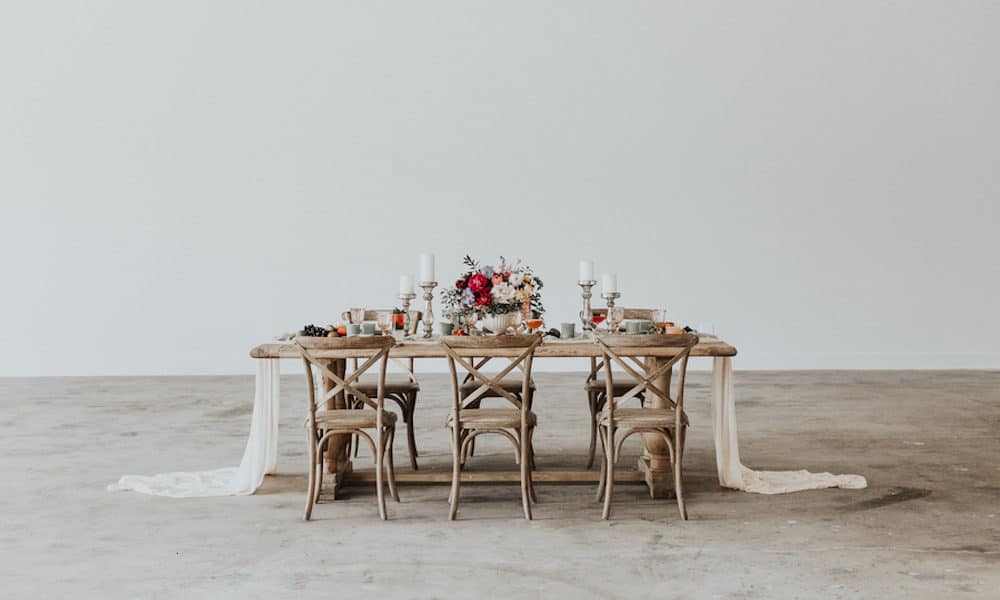 Modern Rustic and Romantic Styled Shoot in California