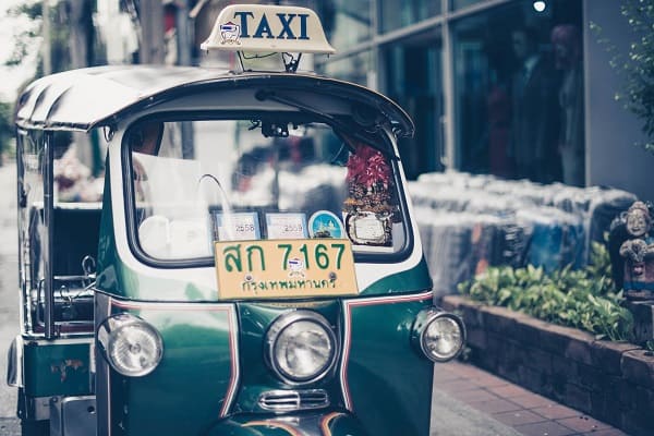 Dark teal tuk tuk.