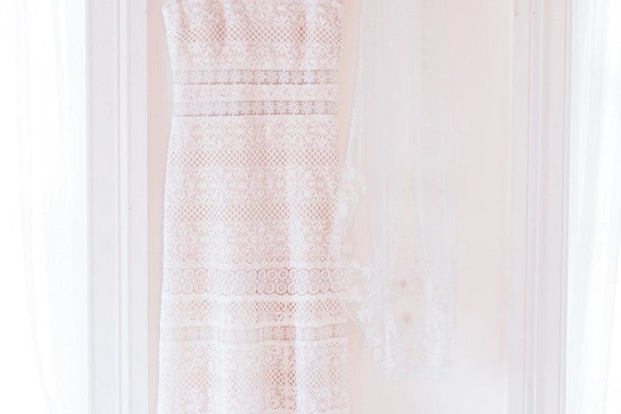 Simple wedding dress