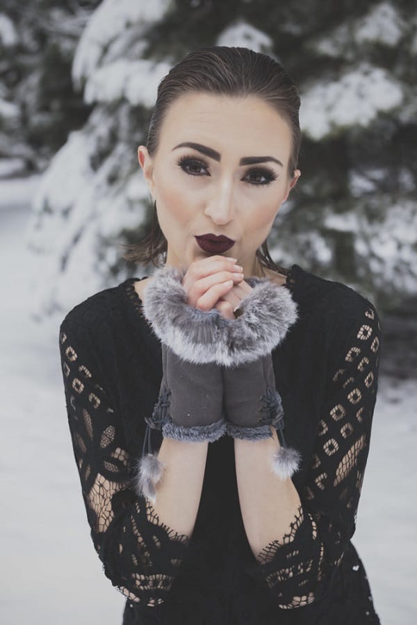 chilly winter bridal shoot