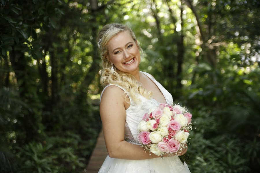 A glamorous beachside wedding