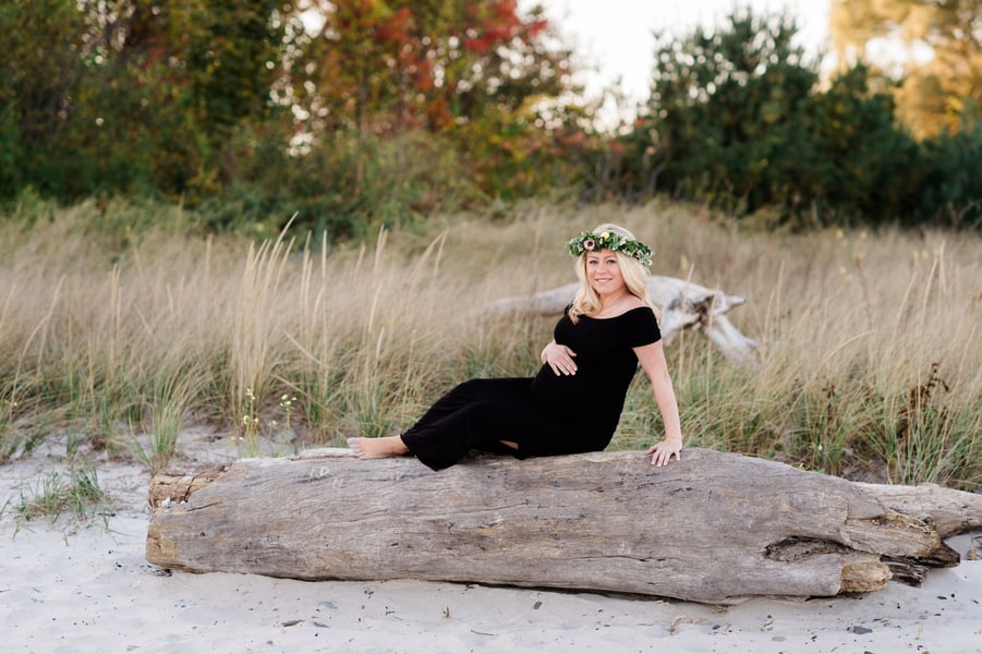 Pretty Little Maternity Session at the Beach
