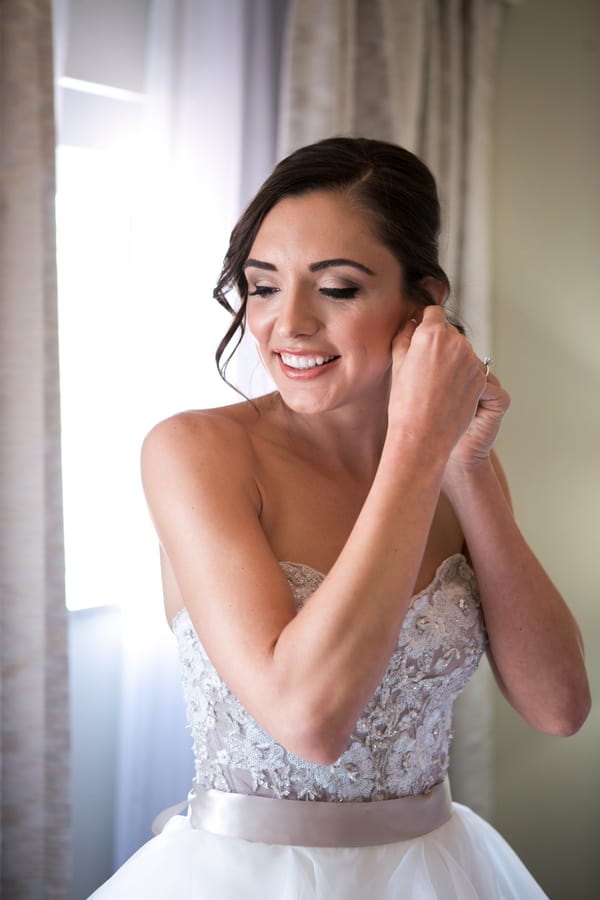 Lauren & Jake's Travel-Themed Vineyard Wedding