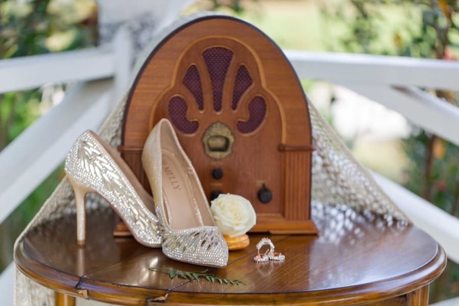 antique wedding decor