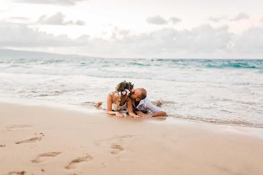 Hawaiian elopement