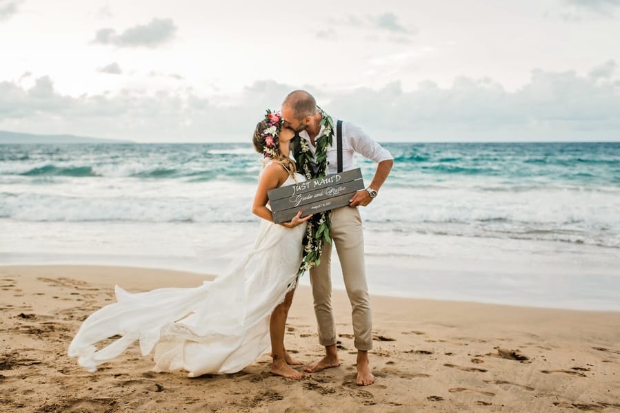 just married hawaiian wedding