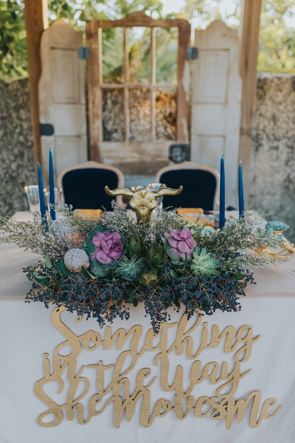 outdoor top table