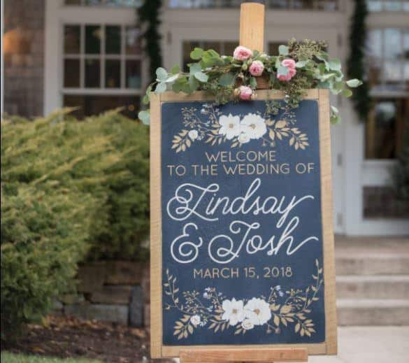 Welcome wedding signage