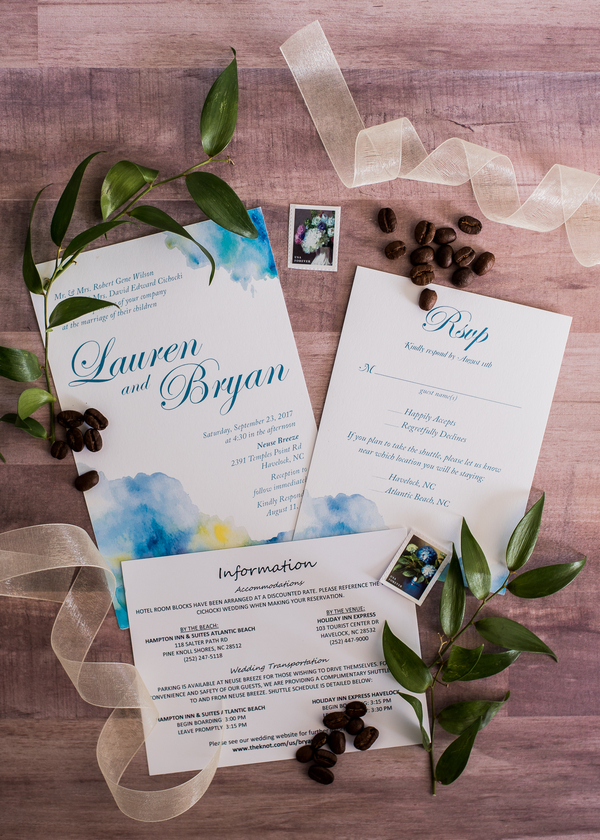 Sound-side Romantic and Classic Wedding at Neuse Breeze