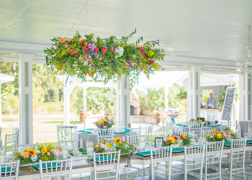 Sound-side Romantic and Classic Wedding at Neuse Breeze