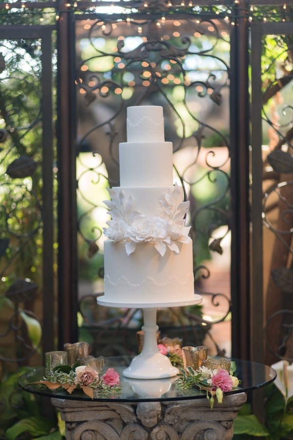 gorgeous wedding cake