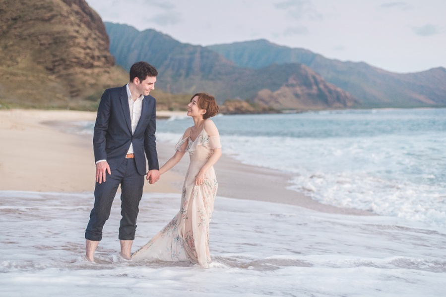 Romantic Couples Session in Hawaii