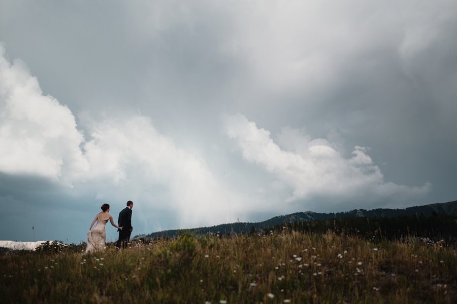 romantic outdoor wedding