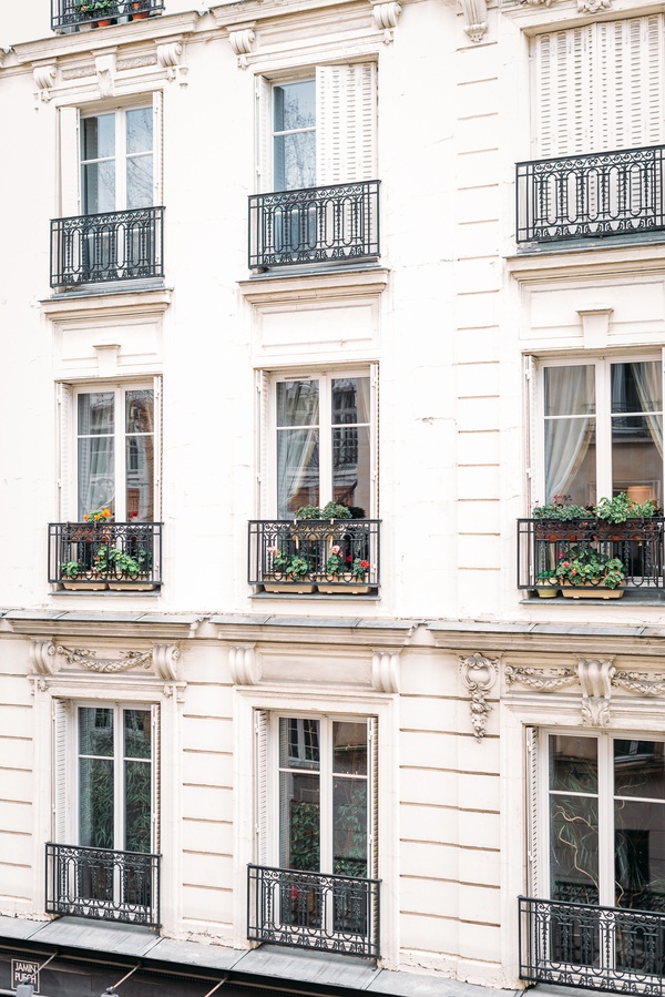 Pastel Bridal Portrait Inspiration from Paris