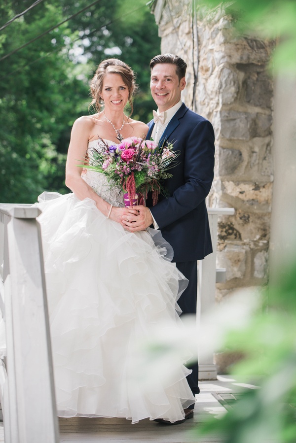 Dainty & Intimate Bed and Breakfast Wedding