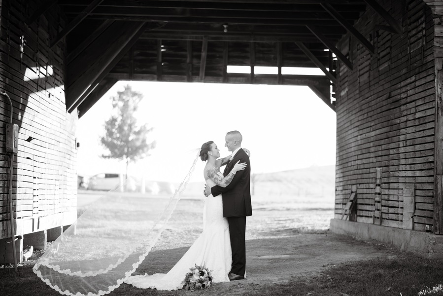 rustic vineyard wedding