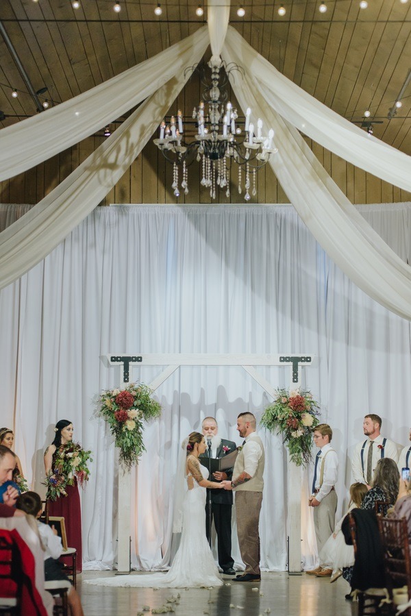 rustic barn wedding