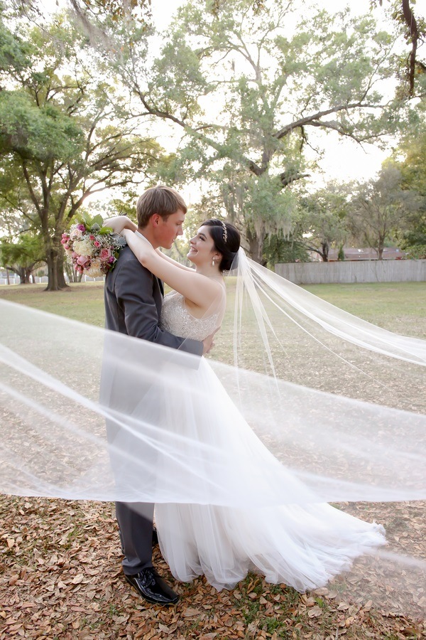 dramatic wedding photos