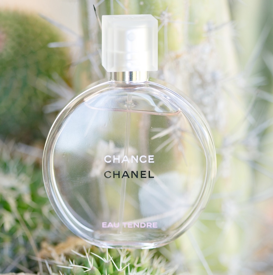 The Ultimate Guide For Wedding Perfumes | Cake & Lace Wedding Blog