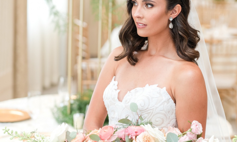 Swoon-worthy Florals and Luxurious Ivory Ballroom Styled Shoot